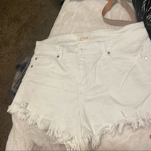 Cute white jean shorts